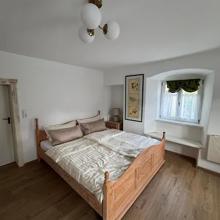 Anno1724 -aufkirchen- Apartamento *